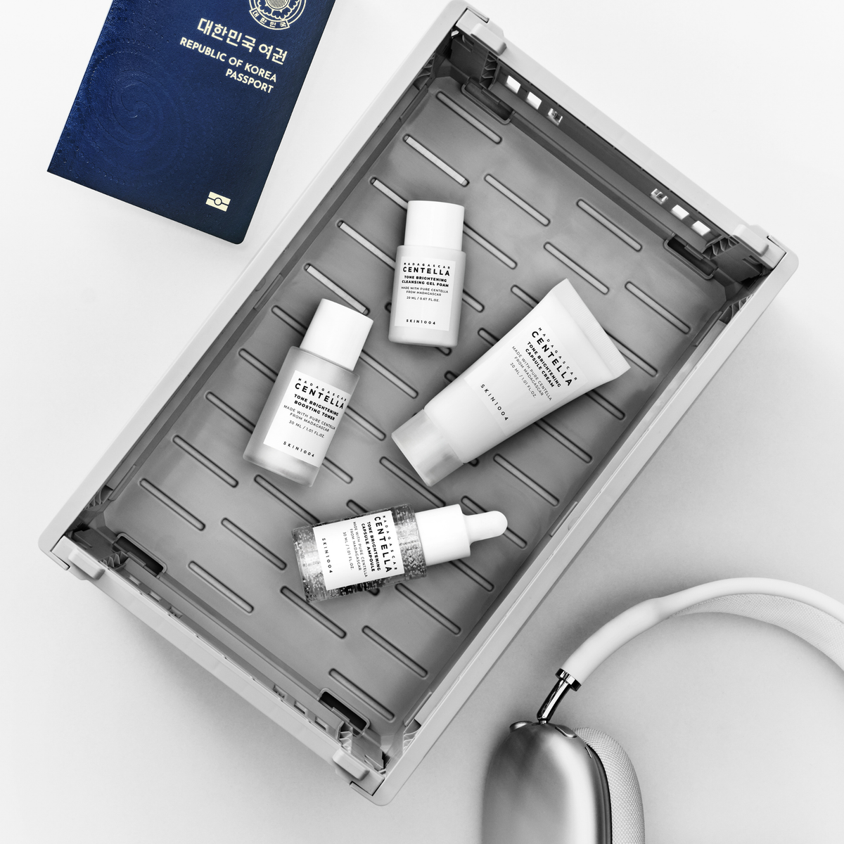 Madagascar Centella Tone Brightening Travel Kit