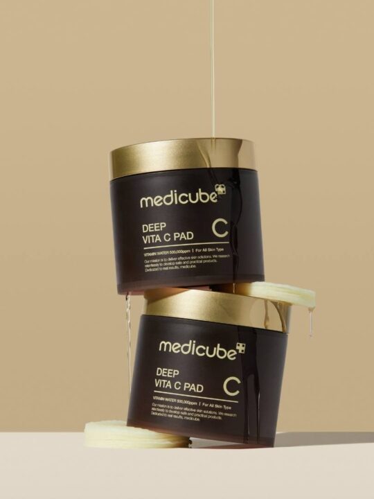 Medicube Deep Vita C Pad - Εμποτισμένα δισκία με βιταμίνη C για λαμπερό δέρμα